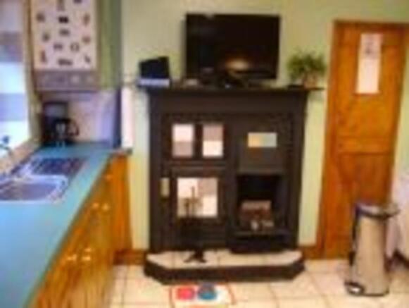 Photo 9
