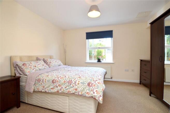 2 bed Apartment for sale Image 8