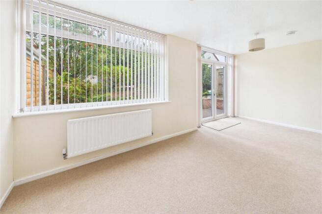 3 bed Semi-Detached for sale Image 11