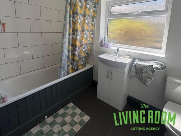bathroom (2)