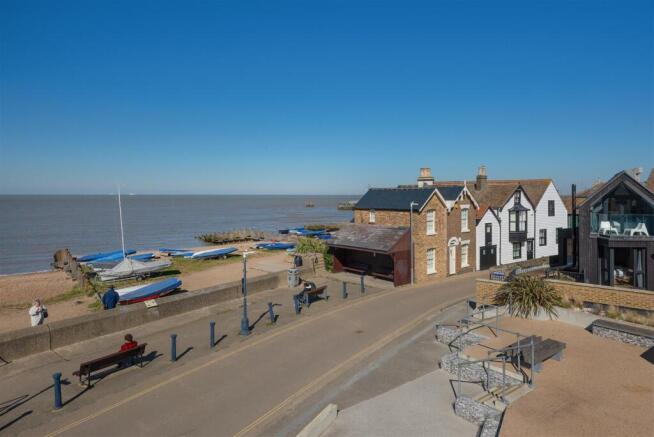 Sea Wall, Whitstable