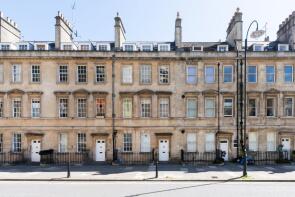Maisonette 1, 33, The Paragon, Walcot, Bath BA1 5LY