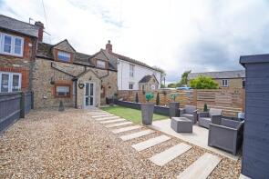10, The Green, Highworth, Swindon SN6 7DB