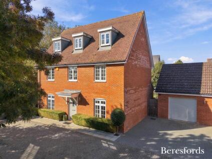 Garden Drive, Little Canfield, CM6