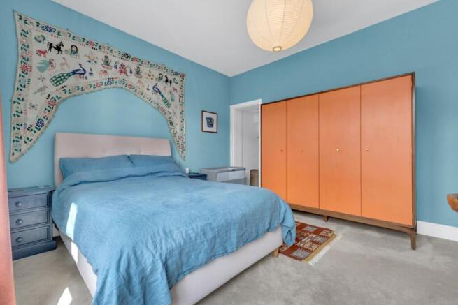 4 bed Terraced for sale Image 8