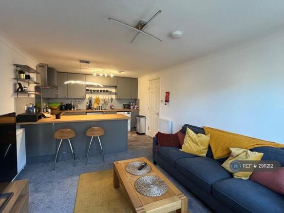 Kitchen / Living Room