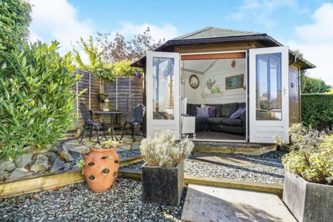 Garden Outbuilding