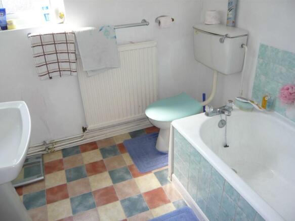 Family bathroom