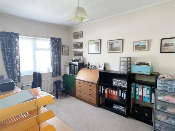 Bedroom: