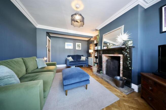 3 bed Terraced for sale Image 6