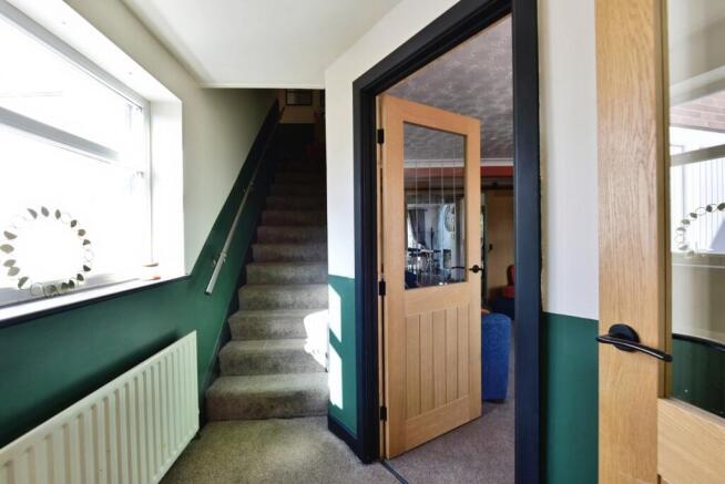 3 bed Semi-Detached for sale Image 7