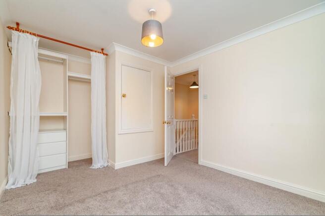 1 bed Terraced to rent Image 12