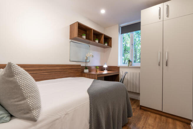 Jesmond View Block B Flat 6 bedroom 1