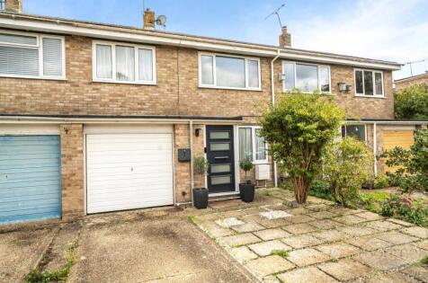 Clare Gardens, Petersfield, Hampshire, GU31