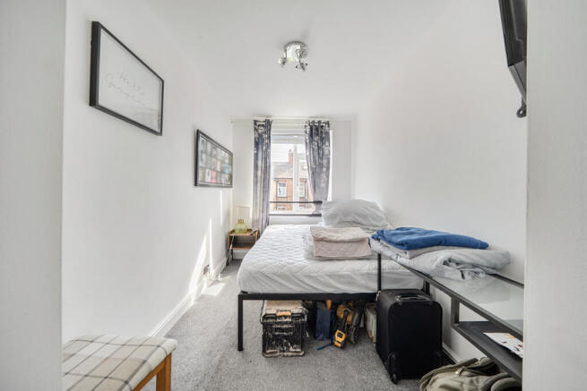 3 bed Terraced for sale Image 10