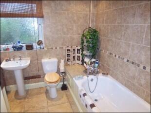 LUXURY BATHROOM
