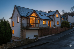 3 Sea Breeze, Ocean View, Pendine, Carmarthen SA33 4PZ