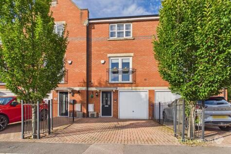 Hollies Farm Drive, Horsley Woodhouse