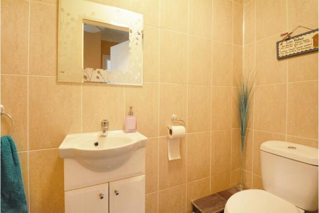 Photo 10