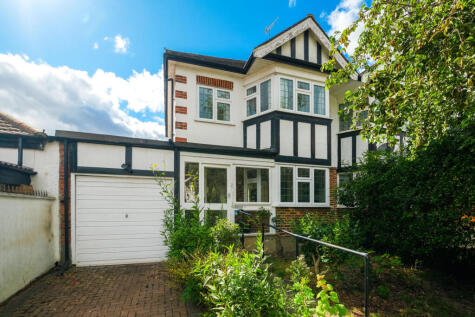 Elmcroft Close, Wanstead