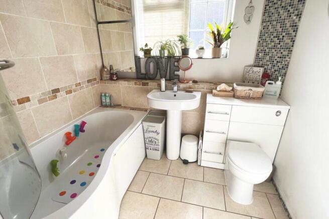 13 Kingfisher Drive Bath