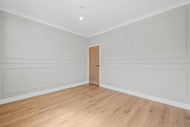 3 bed Terraced for sale Image 8