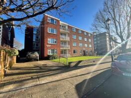5, 32 Rowena Court, Outram Road, Southsea PO5 1RB