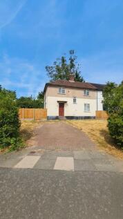 Barfield Avenue, London, N20