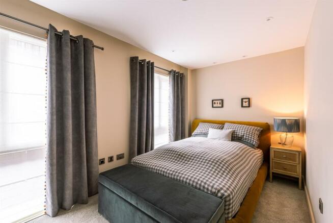 2 bed Duplex for sale Image 10