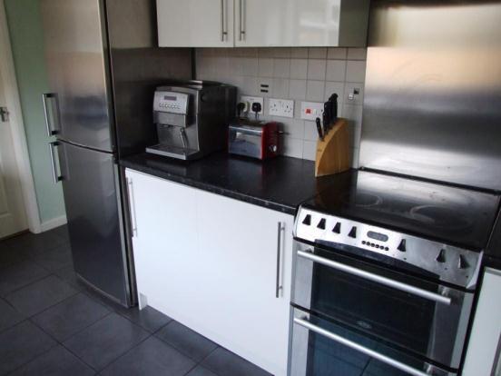 Kitchen (2)