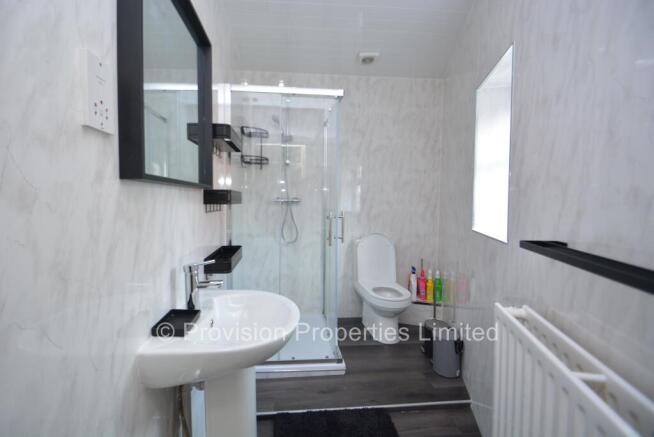 6 bed End of Terrace to rent Image 4