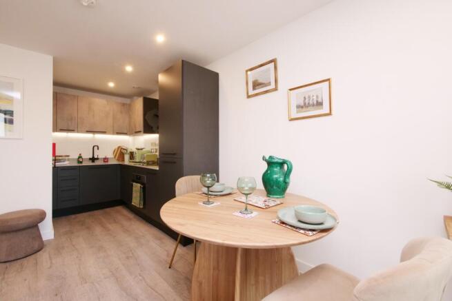 1 bed Flat for sale Image 8