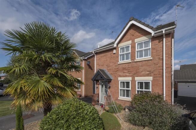 3 Tealby Close-032.JPG