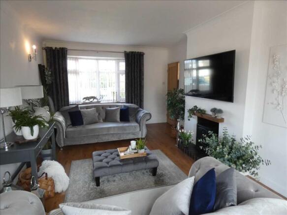 SITTING ROOM