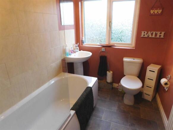 HOUSE BATHROOM - to 