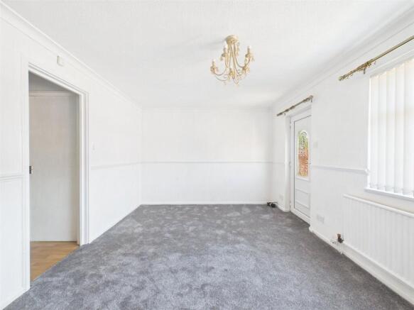 Oswald Close, Salford, Greater Manchester, M6 photo 4