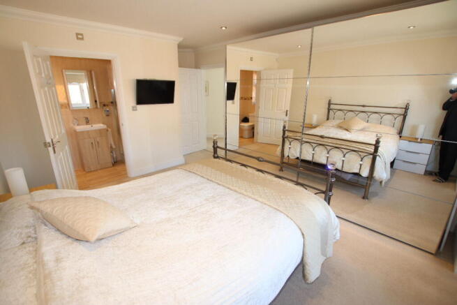 Abbigail Gardens, Clacton on Sea, CO15 photo 4