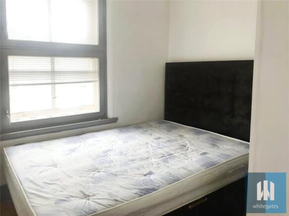 2 bed Apartment to rent Image 7