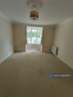 2, 39 Talbot Pines, Talbot Avenue, Bournemouth BH3 7HS