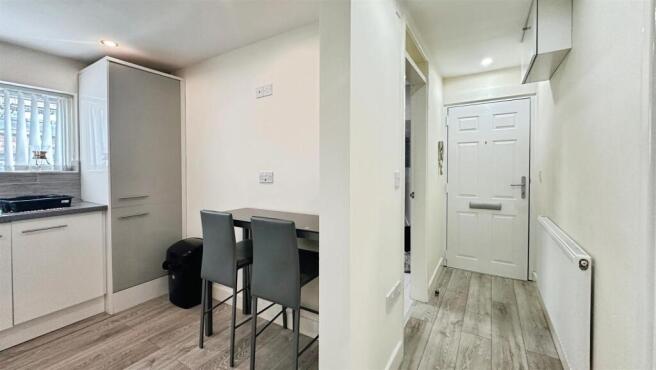 d700d043--4A08-8849-F5BD20EA6208-15878-00000577CF9