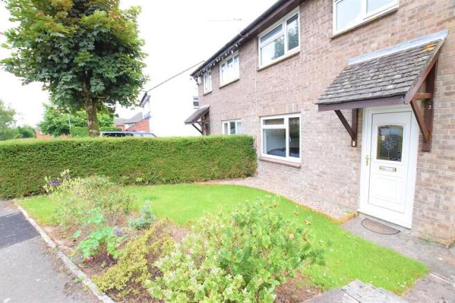 Front garden and entrance