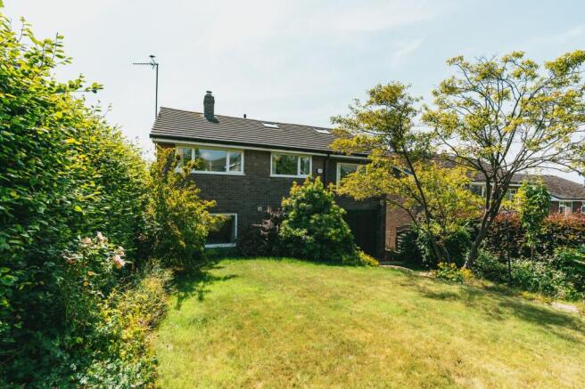 4 bed Detached for sale Image 4