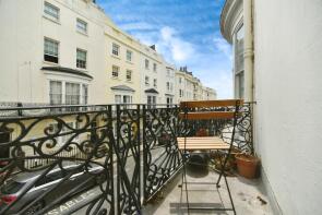 Flat 3, 13, Bloomsbury Place, Brighton BN2 1DA