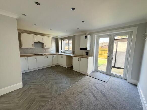 3 bed Terraced for sale Image 12