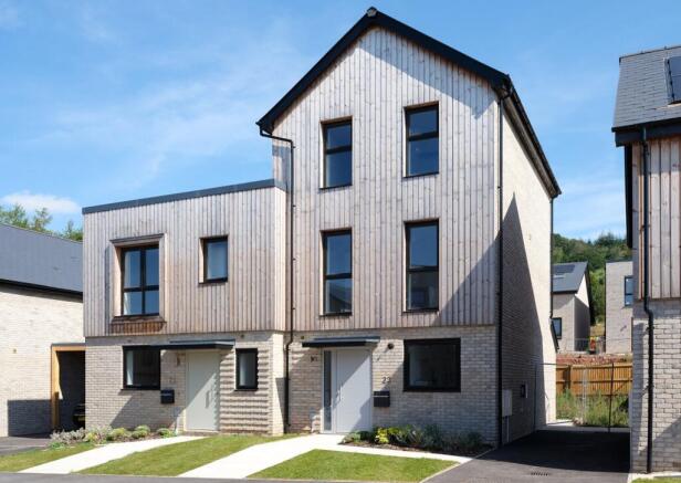 Plot 15 External