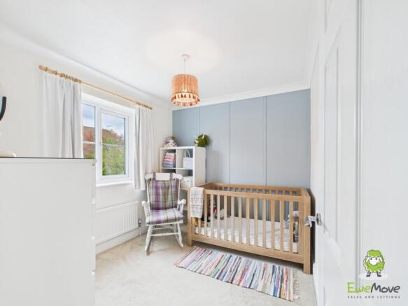 EweMove Estate Agents Basingstoke - York Close - B