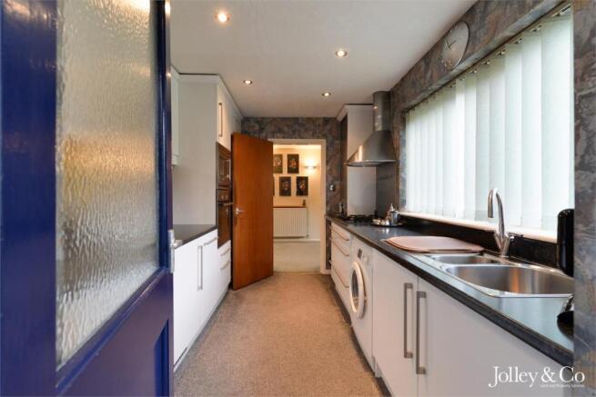 Kitchen (reverse)
