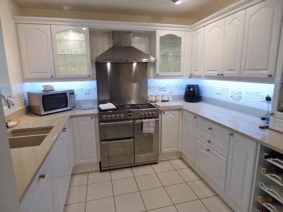 Kitchen 1