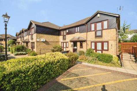 Chapel Lodge, Upminster Road South, Rainham, RM13