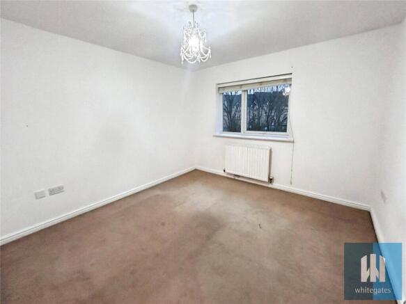2 bed Penthouse for sale Image 8